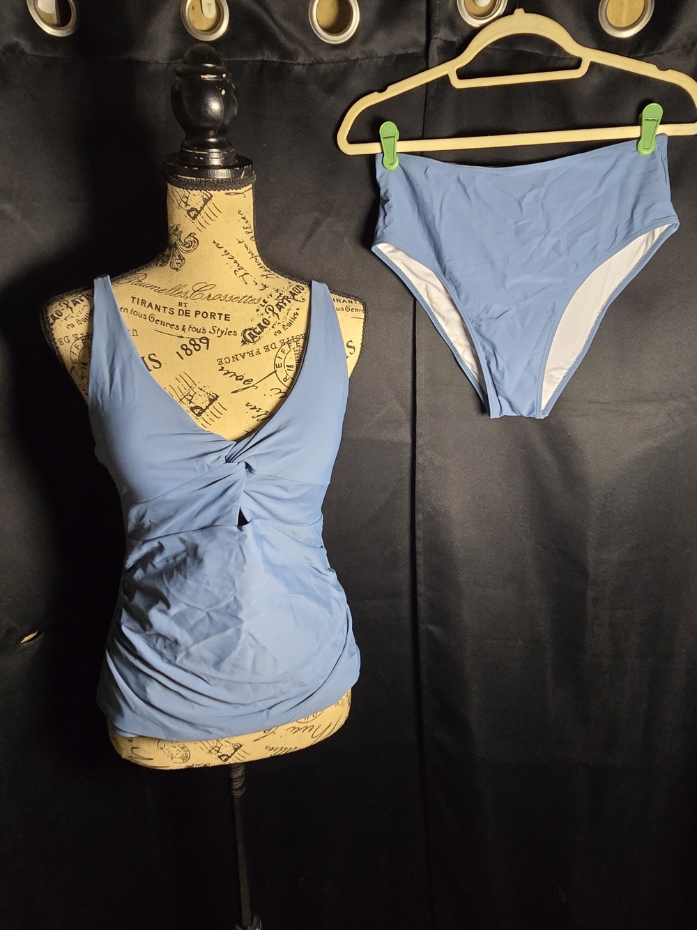 M. Zaful Tankini
